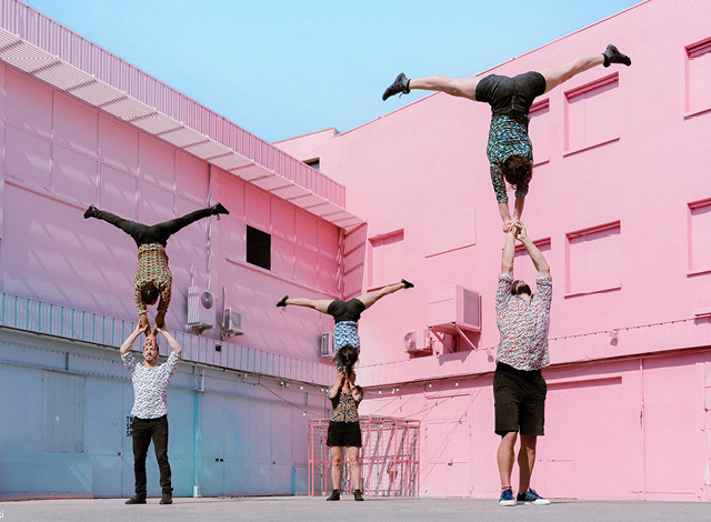 JULIE DUVAL - L'ODEUR DE LA GUERRE